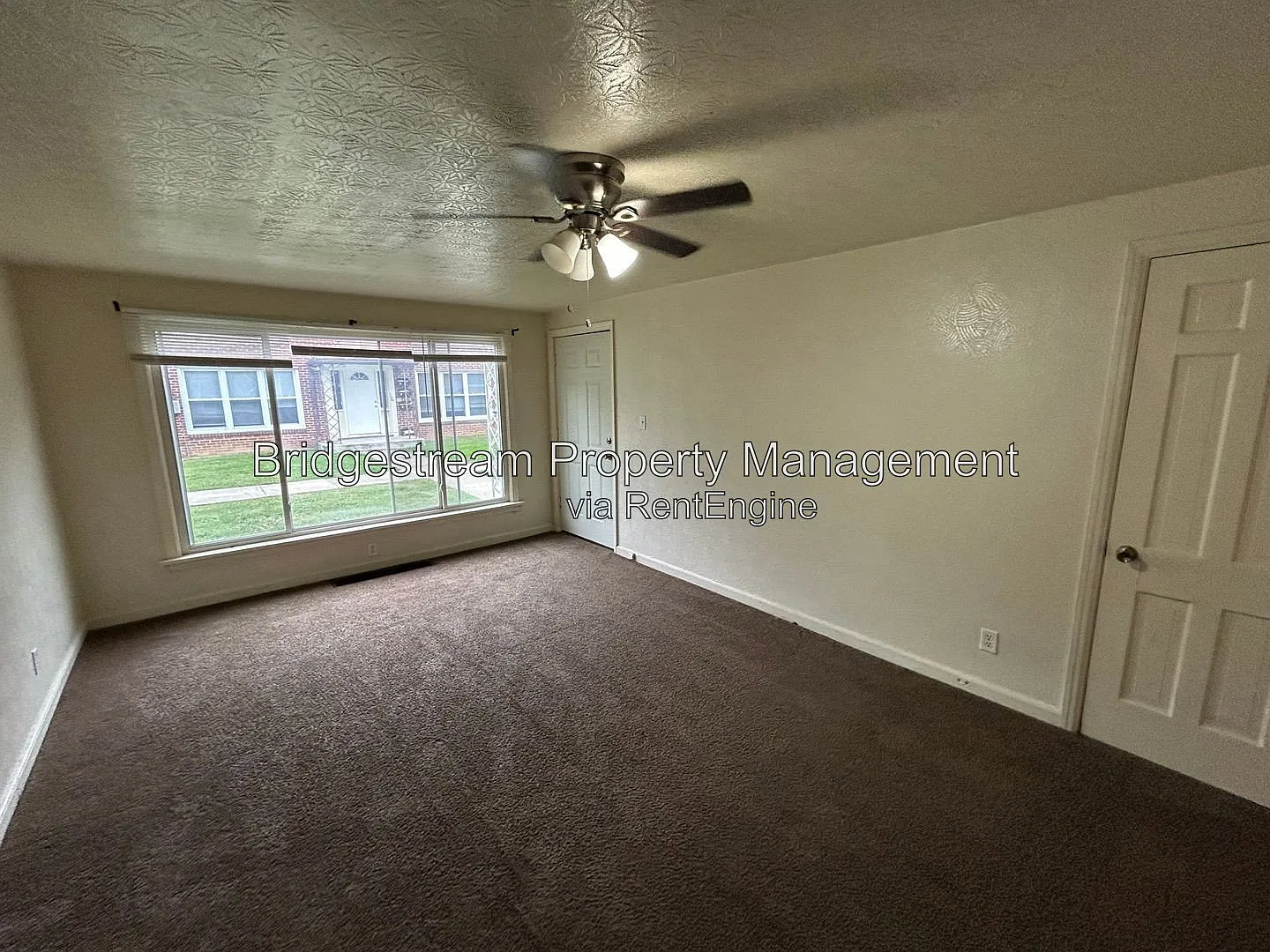 1317 Salem Ave — Photo 2