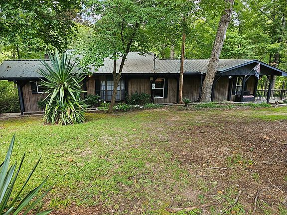 4th image of 221 Ridge Rd
