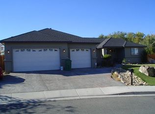 1441 Hunter Lake Dr, Reno, NV 89509