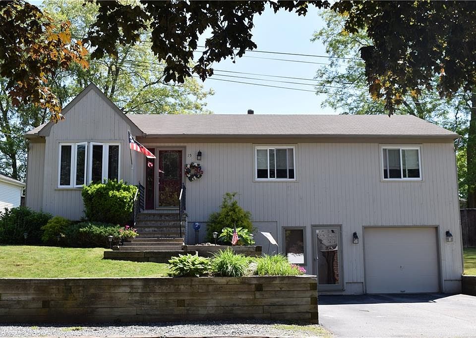 1st image of 15 Terry St