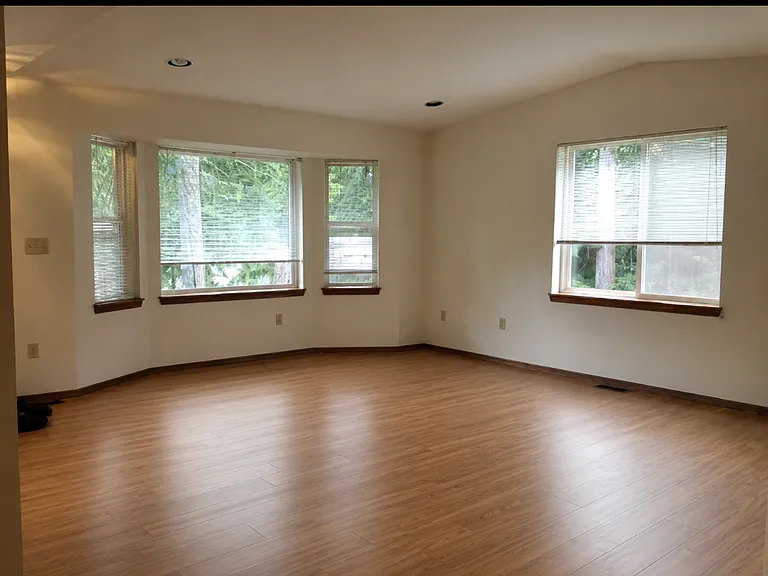 133 Polo Park Dr — Photo 2
