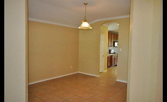 5th image of 411 Bubbling Brook Dr