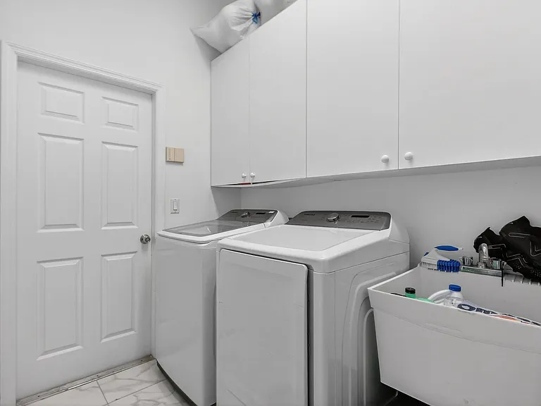 416 SW Horseshoe Bay — Photo 19