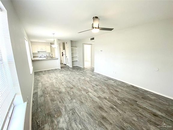 4th image of 1006 W Kelly Ave APT H