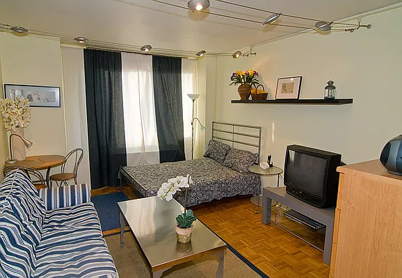 Rented by Sterling Holdings | media 116