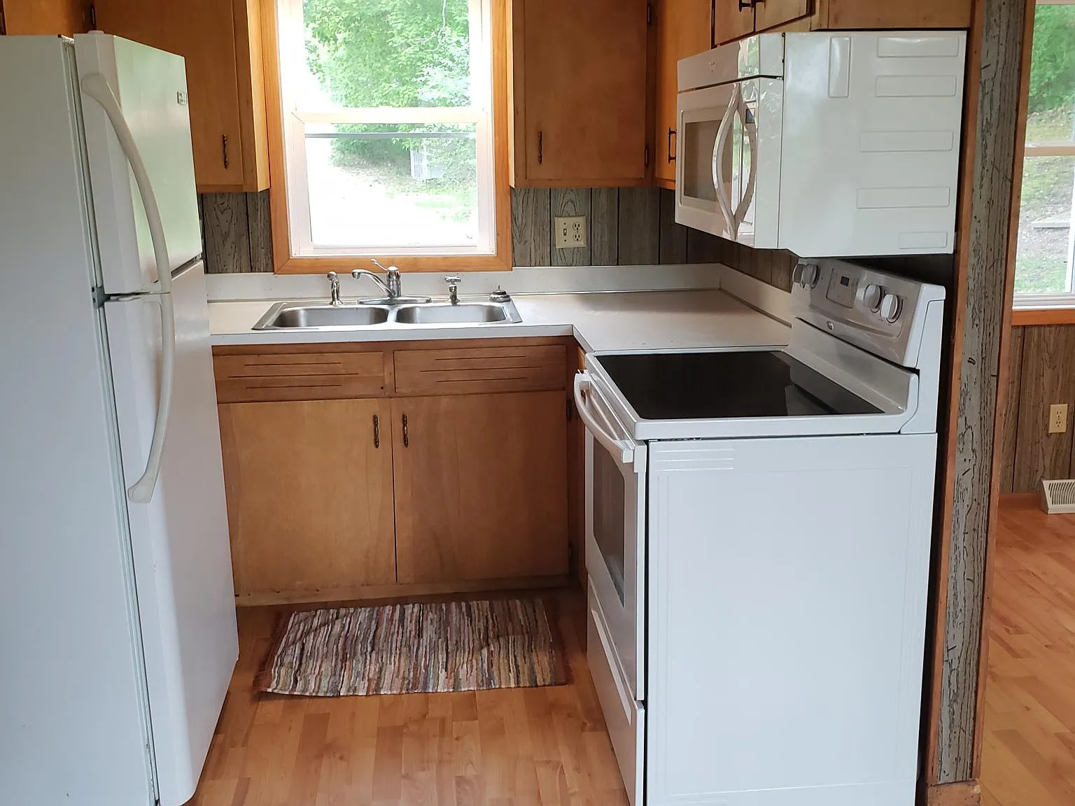 1150 S Lakeshore Dr — Photo 4