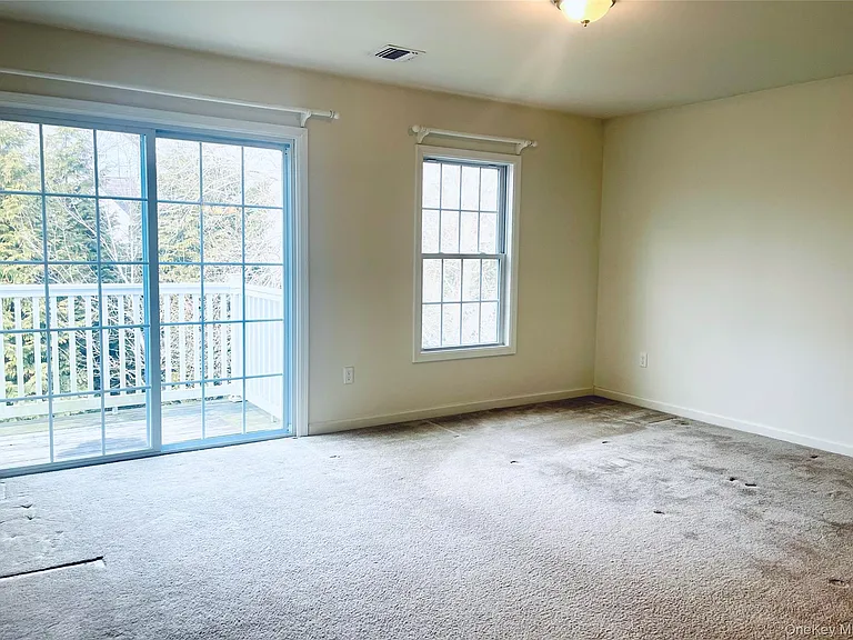 46 Islip Ave #201 — Photo 9
