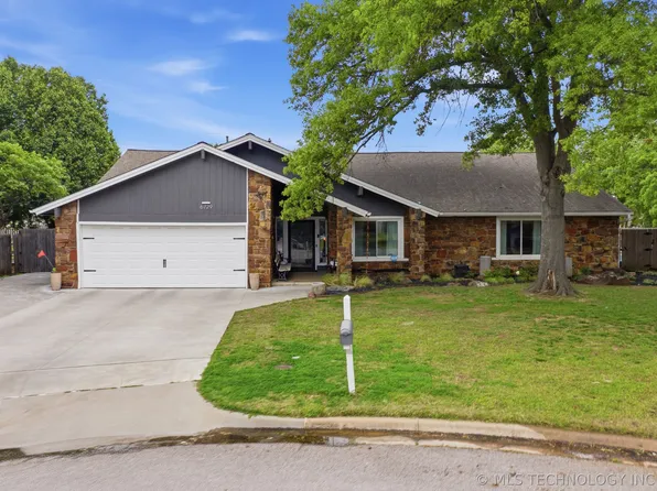 6729 E 86th Pl, Tulsa, OK 74133