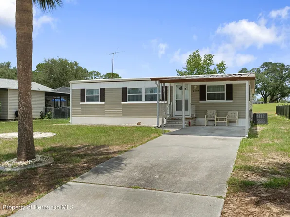 8104 Dinsmore St, Brooksville, FL 34613