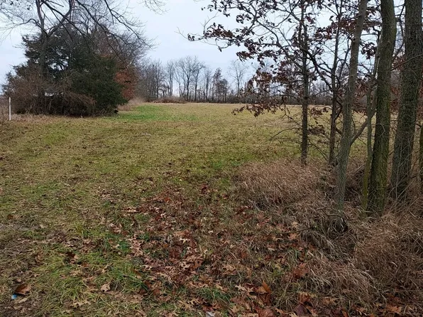 1469 E County Road 825 N, Tuscola, IL 61953