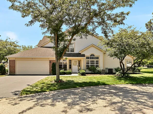 371 Ashford Cir Unit 4, Bartlett, IL 60103