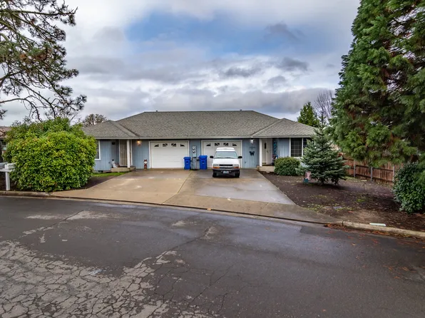 165 Chandler Dr, Roseburg, OR 97471