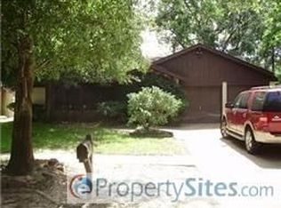 16331 Hollow Wood Dr, Houston, TX 77090