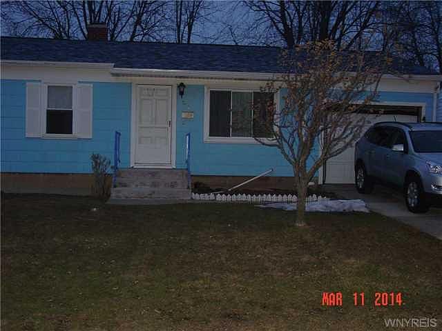 1st image of 274 Desmond Dr