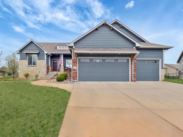 4754 N Emerald Ct, Maize, KS 67101