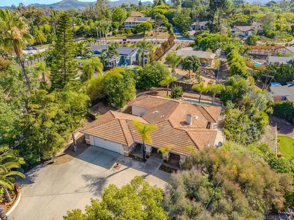 1845 Alta Vista Dr, Vista, CA 92084