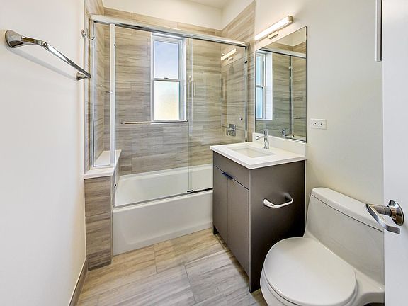 5th image of 2329 W Monroe St #3w & 3e
