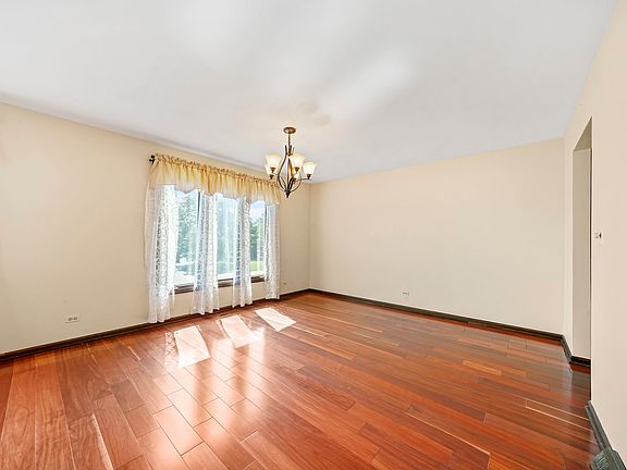 3rd image of 33988 N Fischer Dr