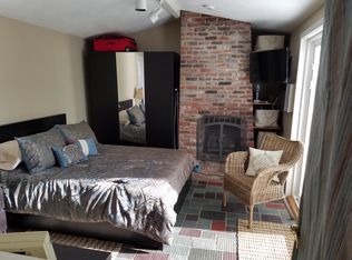 1 High Rock Rd, Wayland, MA 01778