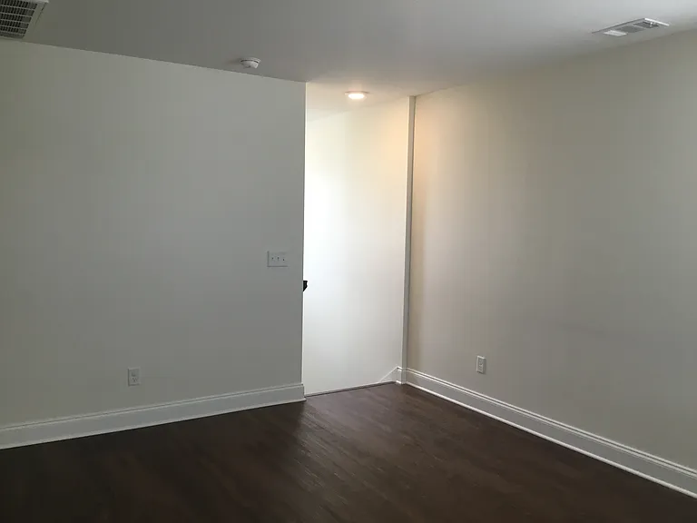 324 Crabapple Cir — Photo 8