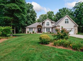 8924 S Lilac St, Demotte, IN 46310