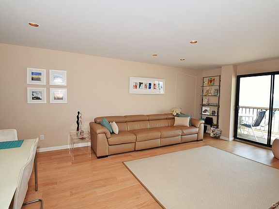 4th image of 360 Shore Rd APT 5E