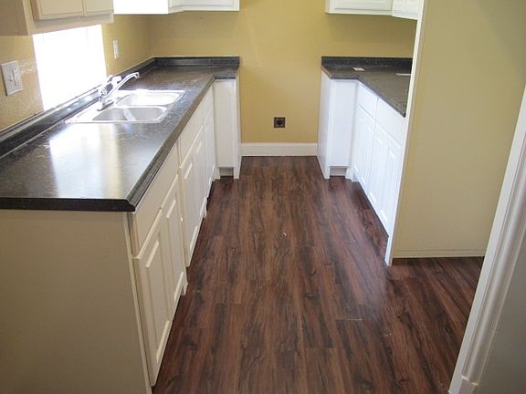 3rd image of 2200 Ludolph St