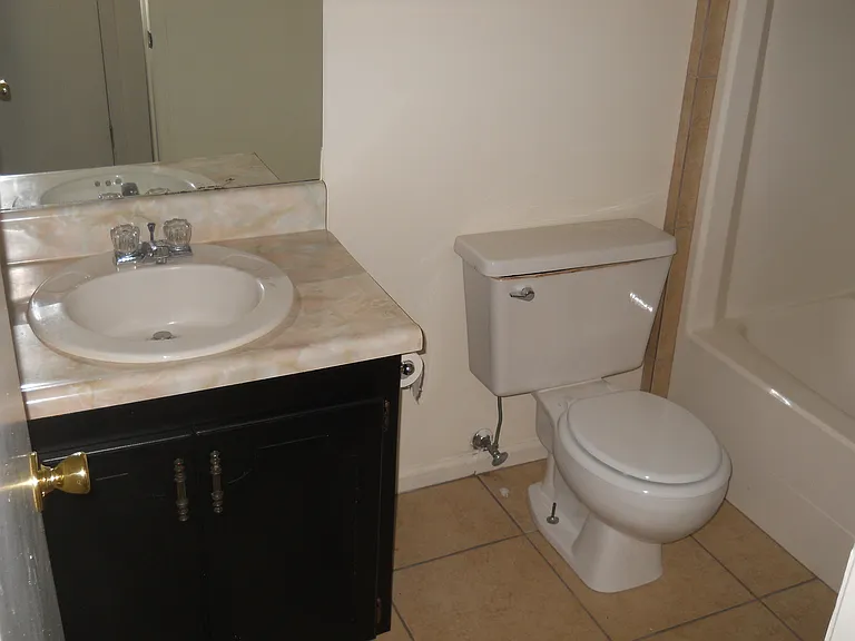 3846 Manor Ct — Photo 5