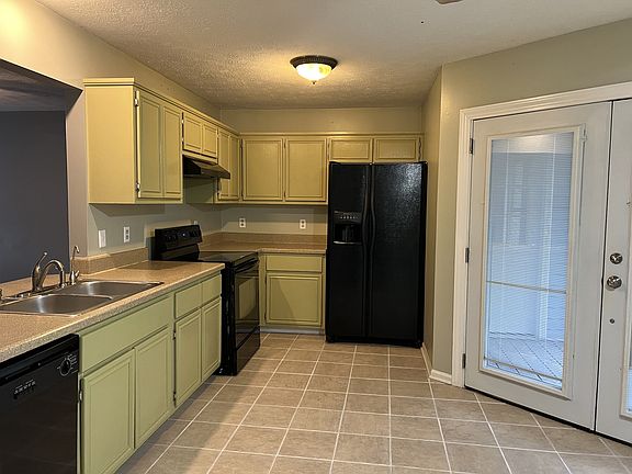 5th image of 925 Merritt Lewis Ln