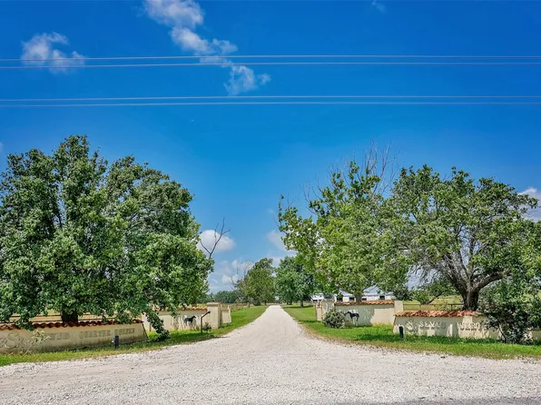 3561 Neely Trl, Valley View, TX 76272
