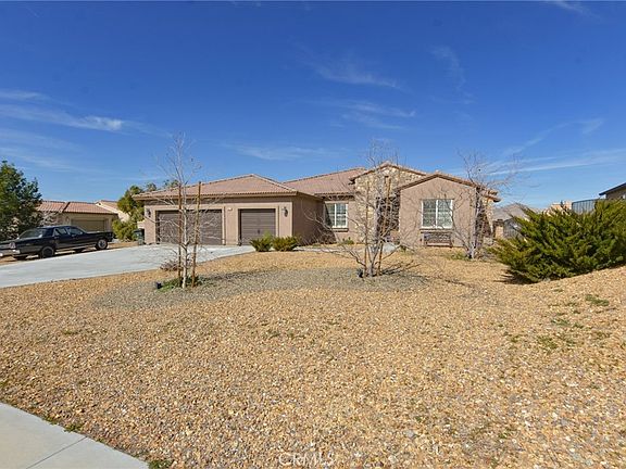 3rd image of 19520 Arcata Rd