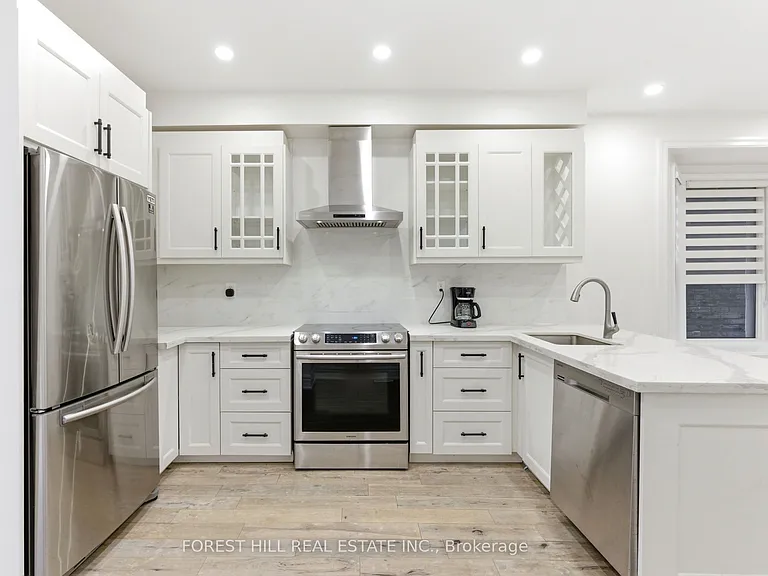 1297 Davenport Rd — Photo 2