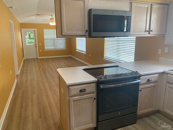 4th image of 4060 Glenway Dr