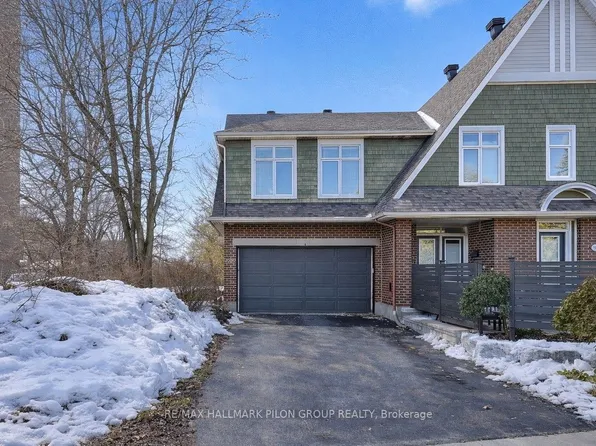 2380 Virginia Dr, Ottawa, ON K1H 6S2