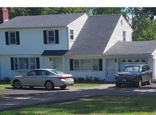 11 Deerfield Dr #1, Hamden, CT 06518