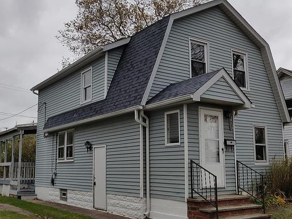 3rd image of 433 Independence St