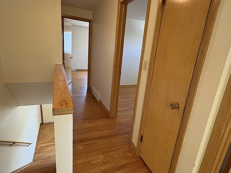 1611 Drenik Dr — Photo 2