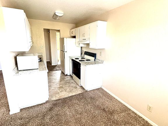 5th image of 3949 Clear Acre Ln APT 284