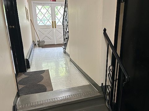 3rd image of 129 N Kensico Ave APT 2