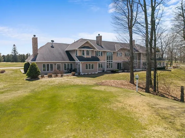 7681 Bonnie Brae Dr Unit 104, Baileys Harbor, WI 54202