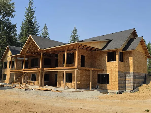 190 Reserve Ln, Sandpoint, ID 83864