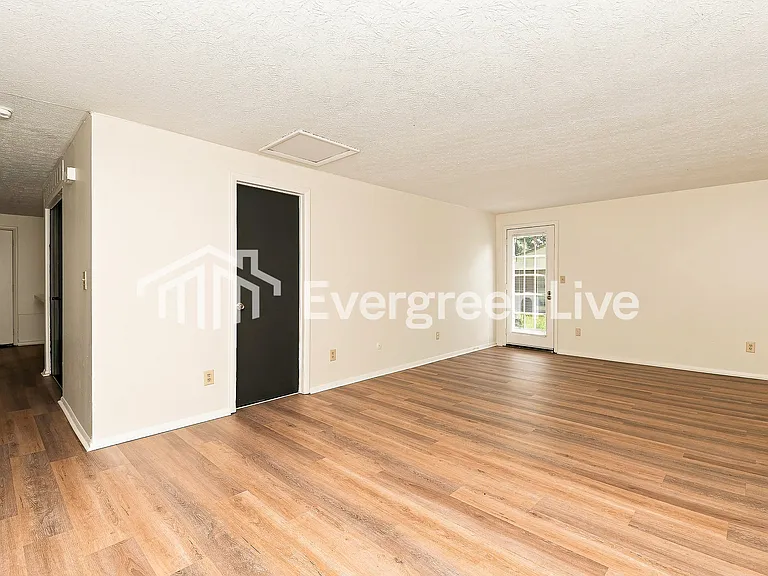 8127 Mount Charles Dr — Photo 12
