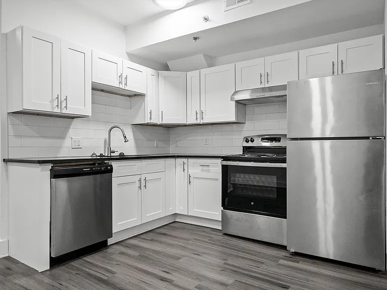 Westwill Apartments Midtown — Photo 33