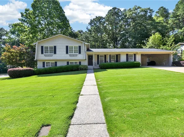 5502 Jasmine Pointe Dr, Northport, AL 35473