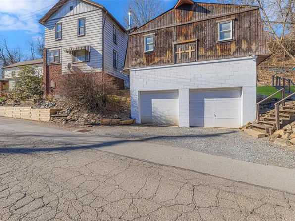 878 Spruce Ave E, Rochester, PA 15074