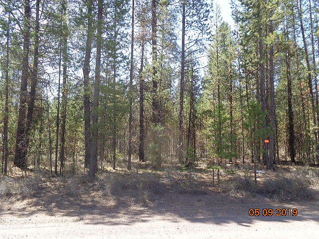 1st image of 15655 Park Dr