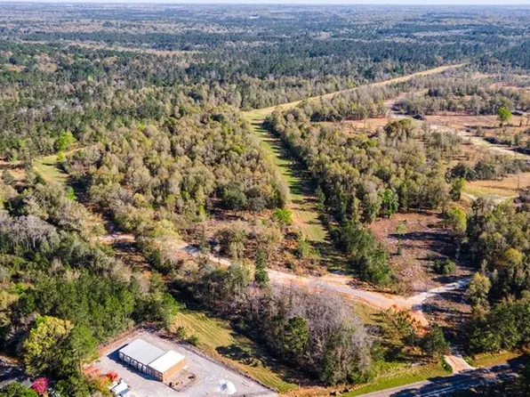 3 Newman Rd, Mobile, AL 36695