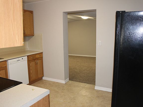 5th image of 2049 Poinsetta Ave