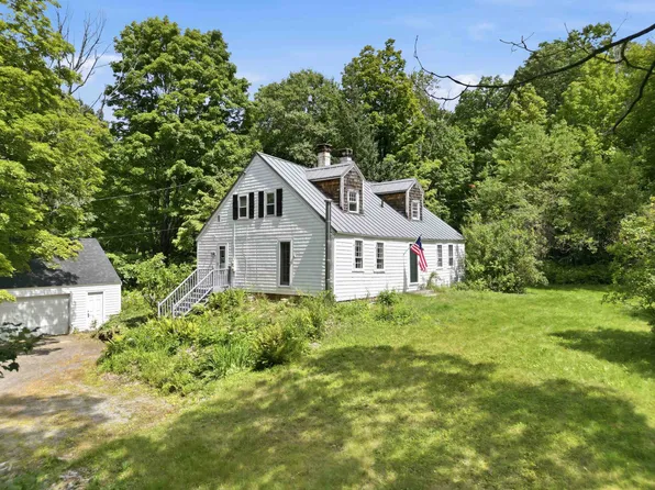 692 Belknap Mountain Road, Gilford, NH 03249