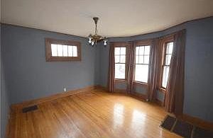 4th image of 101 Olentangy St